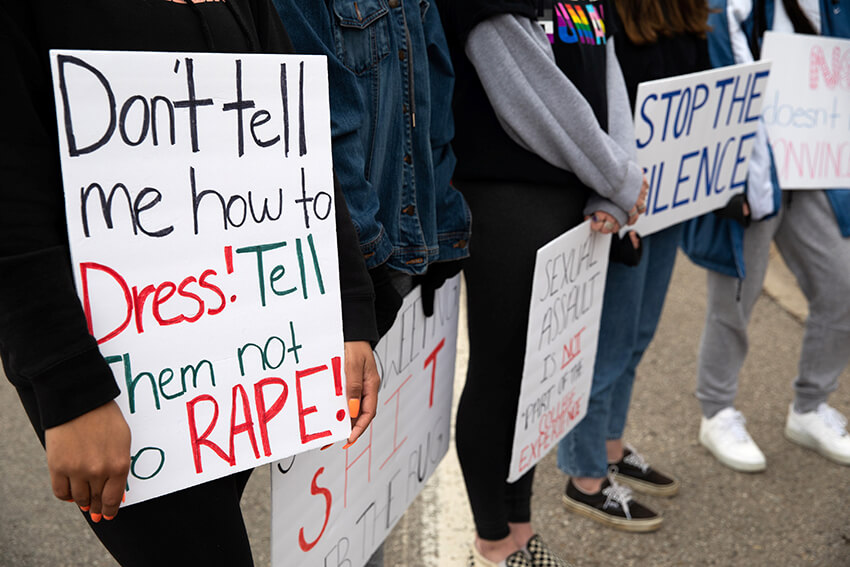 Protesta contra la violencia sexual celebrada en Michigan, Estados Unidos