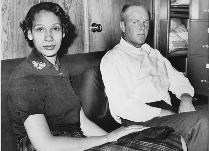 Foto de archivo de Mildred Loving y a su marido Richard P. Loving